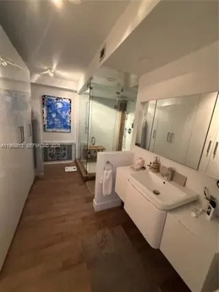 Propiedad en alquiler con 2 habitaciones y 2 baños en Miami