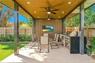 Propiedad en alquiler con 3 habitaciones y 2 baños en Miami