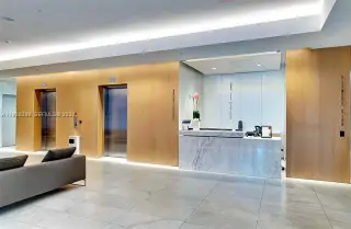 Propiedad en alquiler con 2 habitaciones y 2.5 baños en Miami