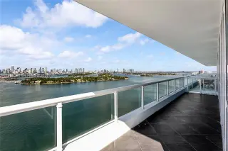 Propiedad en alquiler con 2 habitaciones y 2 baños en Miami Beach
