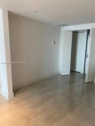 Propiedad en alquiler con 1 dormitorio y 2 baños en Bay Harbor Islands