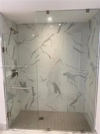 Propiedad en alquiler con 1 dormitorio y 2 baños en Bay Harbor Islands