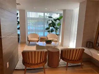 Propiedad en alquiler con 1 dormitorio y 2 baños en Bay Harbor Islands