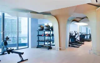 Propiedad en alquiler con 3 habitaciones y 3.5 baños en Miami