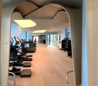 Propiedad en alquiler con 3 habitaciones y 3.5 baños en Miami