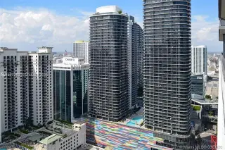 Propiedad en alquiler con 3 habitaciones y 3.5 baños en Miami