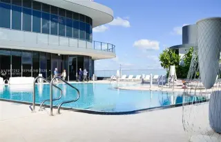 Propiedad en alquiler con 3 habitaciones y 3.5 baños en Miami