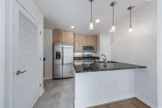 Propiedad en alquiler con 1 dormitorio y 2 baños en Reston