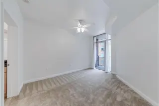 Propiedad en alquiler con 1 dormitorio y 2 baños en Reston