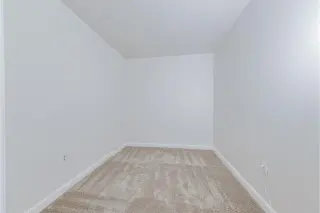 Propiedad en alquiler con 1 dormitorio y 2 baños en Reston