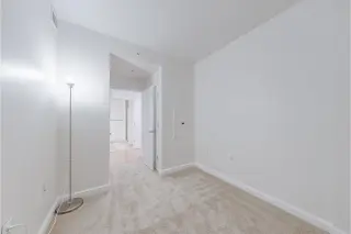 Propiedad en alquiler con 1 dormitorio y 2 baños en Reston