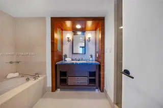 Propiedad en alquiler con 1 dormitorio y 1 baño en Miami Beach