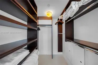 Propiedad en alquiler con 1 dormitorio y 1 baño en Miami Beach