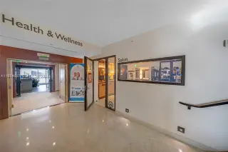 Propiedad en alquiler con 1 dormitorio y 1 baño en Miami Beach