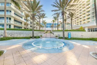 Propiedad en alquiler con 1 dormitorio y 1 baño en Miami Beach