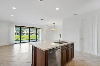 Propiedad en alquiler con 5 habitaciones y 3.5 baños en Delray Beach