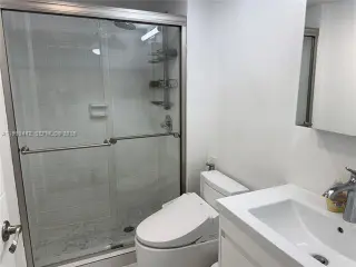 Propiedad en alquiler con 2 habitaciones y 2 baños en Miami Beach