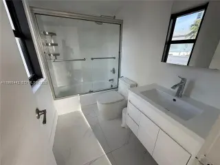 Propiedad en alquiler con 2 habitaciones y 2 baños en Miami Beach