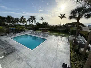 Propiedad en alquiler con 2 habitaciones y 2 baños en Miami Beach