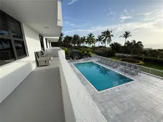 Propiedad en alquiler con 2 habitaciones y 2 baños en Miami Beach