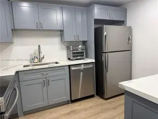 Propiedad en alquiler con 2 habitaciones y 2 baños en Miami Beach