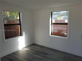Propiedad en alquiler con 1 dormitorio y 1 baño en Miami