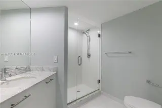 Propiedad en alquiler con 3 habitaciones y 3 baños en Miami