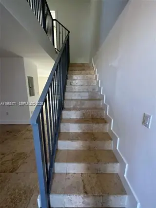 Propiedad en alquiler con 3 habitaciones y 2.5 baños en Miami