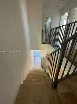 Propiedad en alquiler con 3 habitaciones y 2.5 baños en Miami