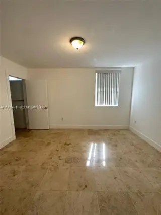 Propiedad en alquiler con 3 habitaciones y 2.5 baños en Miami