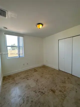 Propiedad en alquiler con 3 habitaciones y 2.5 baños en Miami
