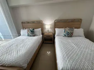 Propiedad en alquiler con 2 habitaciones y 2 baños en Miami