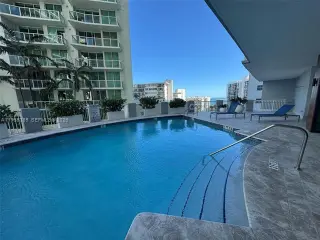Propiedad en alquiler con 2 habitaciones y 2 baños en Miami