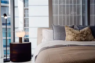 Propiedad en alquiler con 2 habitaciones y 2.5 baños en Miami