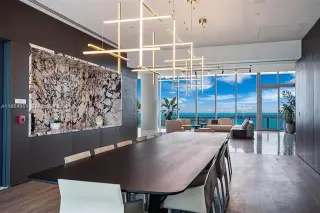 Propiedad en alquiler con 2 habitaciones y 2.5 baños en Miami