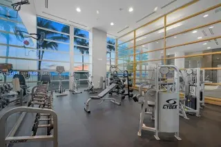 Propiedad en alquiler con 1 dormitorio y 1.5 baños en Miami