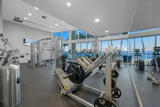 Propiedad en alquiler con 1 dormitorio y 1.5 baños en Miami