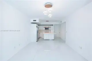 Propiedad en alquiler con 2 habitaciones y 2 baños en Miami