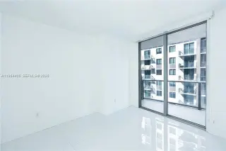 Propiedad en alquiler con 2 habitaciones y 2 baños en Miami