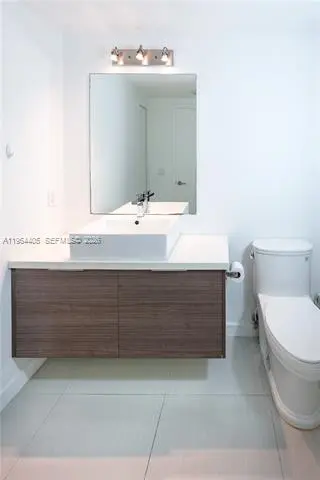 Propiedad en alquiler con 2 habitaciones y 2 baños en Miami