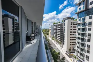 Propiedad en alquiler con 2 habitaciones y 2 baños en Miami