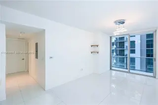 Propiedad en alquiler con 2 habitaciones y 2 baños en Miami