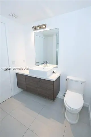 Propiedad en alquiler con 2 habitaciones y 2 baños en Miami