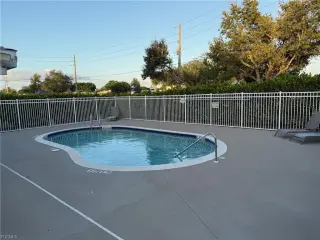 Propiedad en alquiler con 3 habitaciones y 2.5 baños en Fort Myers