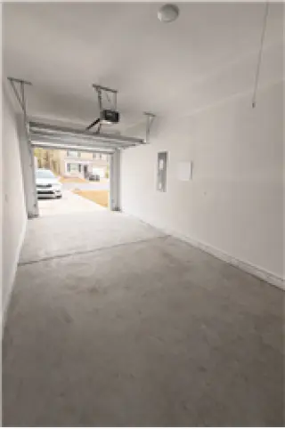 Propiedad en alquiler con 4 habitaciones y 2 baños en Hinesville