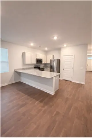 Propiedad en alquiler con 4 habitaciones y 2 baños en Hinesville