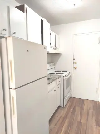 Propiedad en alquiler con 0 habitaciones y 1 baño en Quincy