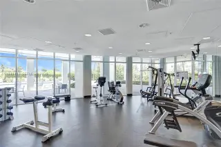 Propiedad en alquiler con 1 dormitorio y 1.5 baños en Miami Beach