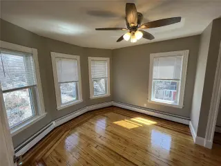 Propiedad en alquiler con 3 habitaciones y 1 baño en Somerville