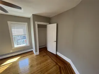 Propiedad en alquiler con 3 habitaciones y 1 baño en Somerville